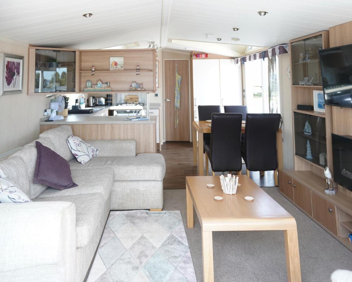 Sea Breeze Cabin Пул Экстерьер фото